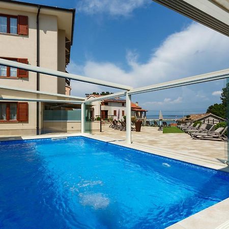 Apartmani Sidro Malinska Exterior foto